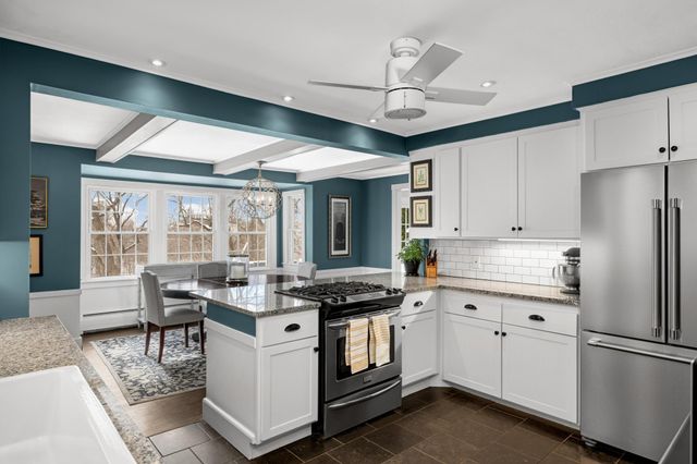1064 Lombard Avenue, Saint Paul, MN 55105