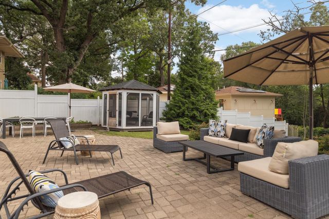 1064 Lombard Avenue, Saint Paul, MN 55105