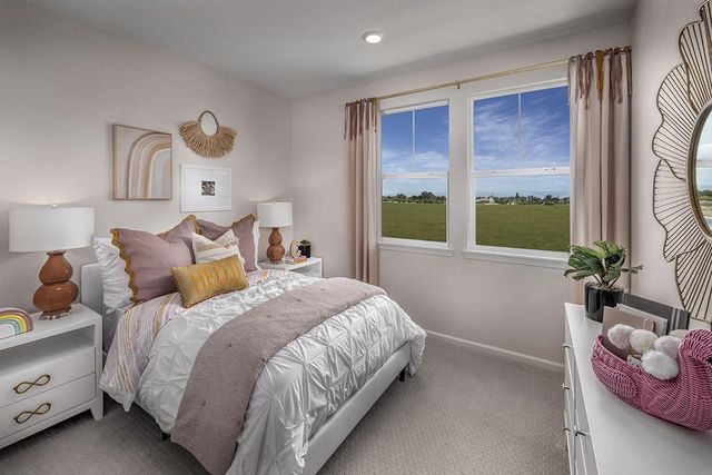 1910 Peony Street, Hollister, CA 95023