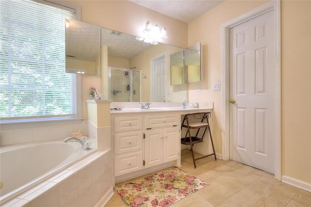 121 Brookhaven Lane, Canton, GA 30114