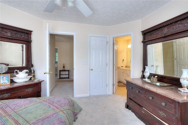 121 Brookhaven Lane, Canton, GA 30114