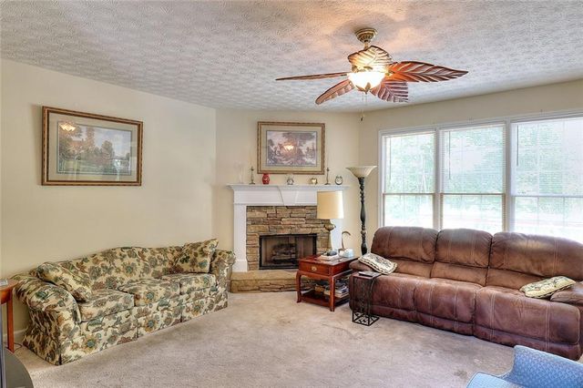 121 Brookhaven Lane, Canton, GA 30114