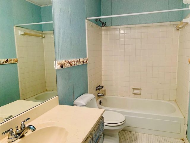 5820 Par Four Court, Lithonia, GA 30038