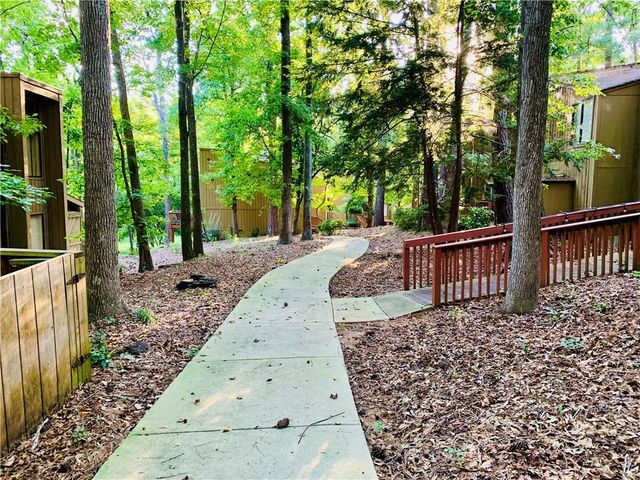 5820 Par Four Court, Lithonia, GA 30038