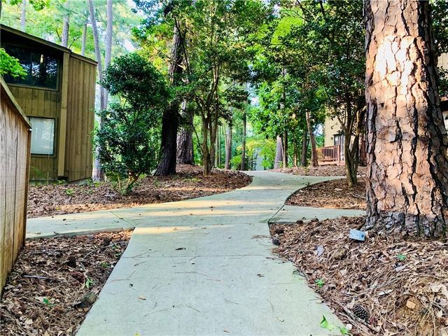 5820 Par Four Court, Lithonia, GA 30038