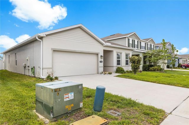 7886 GREENWAY AVENUE, Wesley Chapel, FL 33544