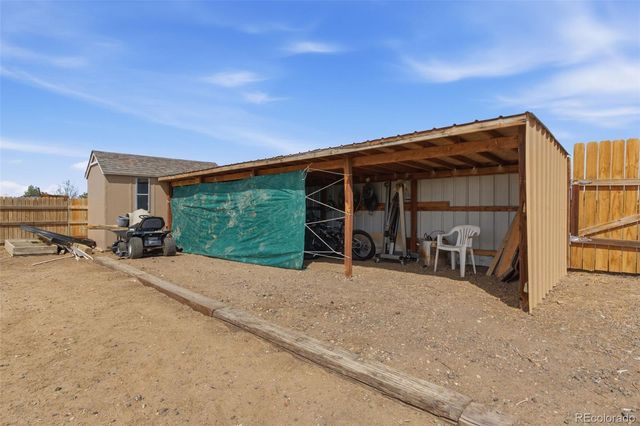 468 E Keen Avenue, Byers, CO 80103