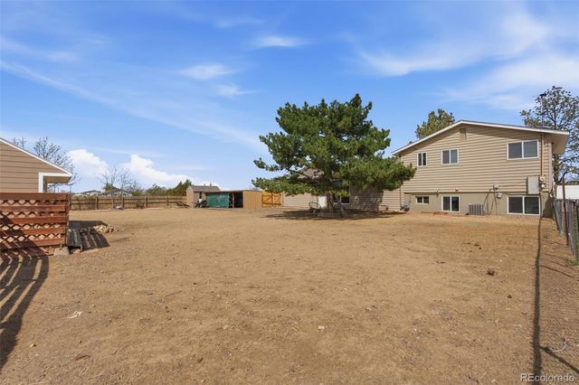 468 E Keen Avenue, Byers, CO 80103