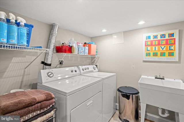 16 E WALNUT ST E, Alexandria, VA 22301