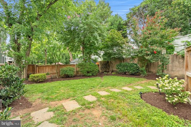 16 E WALNUT ST E, Alexandria, VA 22301