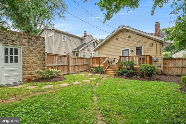 16 E WALNUT ST E, Alexandria, VA 22301