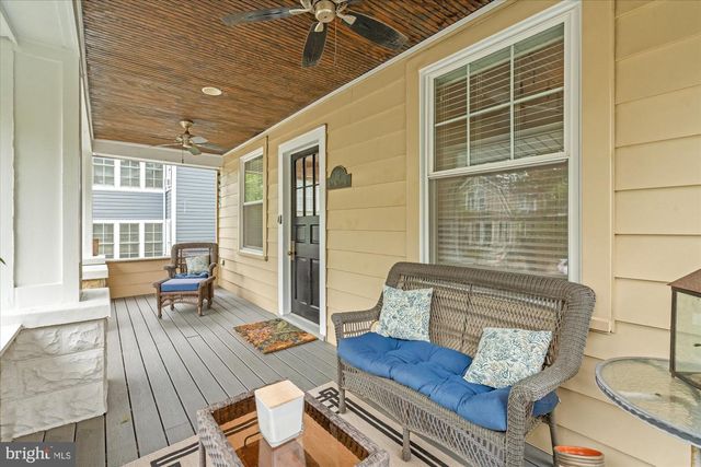 16 E WALNUT ST E, Alexandria, VA 22301