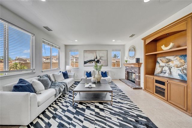 14330 Wolfhound, Eastvale, CA 92880