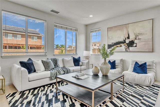 14330 Wolfhound, Eastvale, CA 92880