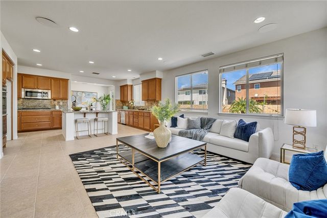 14330 Wolfhound, Eastvale, CA 92880