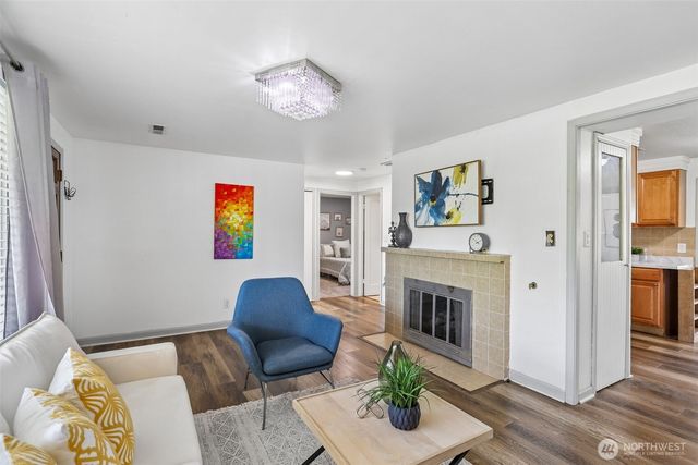10615 1st Avenue S, Seattle, WA 98168