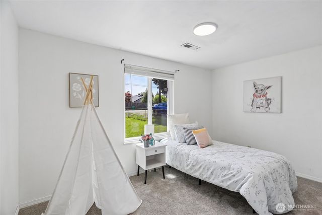 10615 1st Avenue S, Seattle, WA 98168