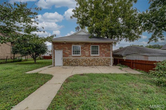 1036 Wachtel Avenue, St Louis, MO 63125