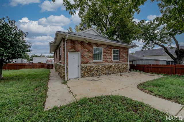 1036 Wachtel Avenue, St Louis, MO 63125