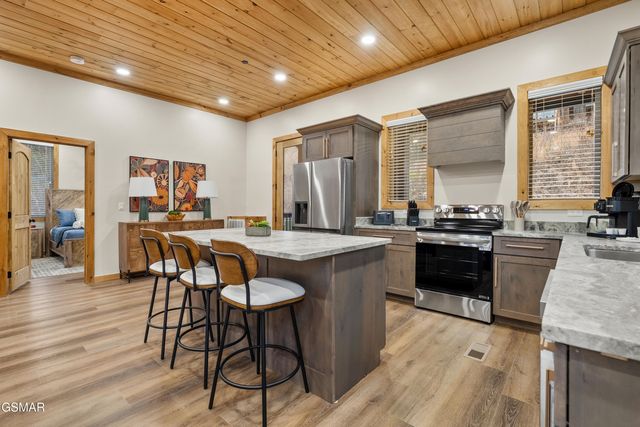 4116 Elk Ridge Way, Sevierville, TN 37862