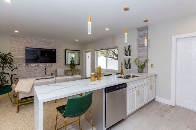 1029 79th St 2, Miami Beach, FL 33141