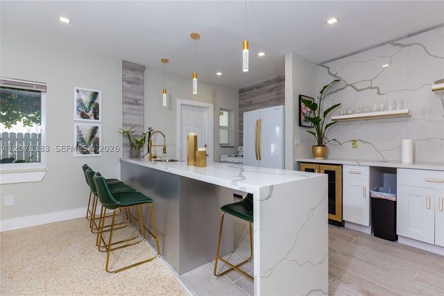 1029 79th St 2, Miami Beach, FL 33141
