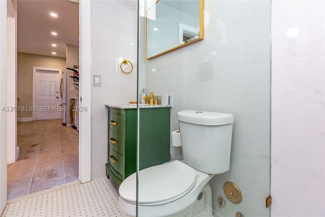 1029 79th St 2, Miami Beach, FL 33141