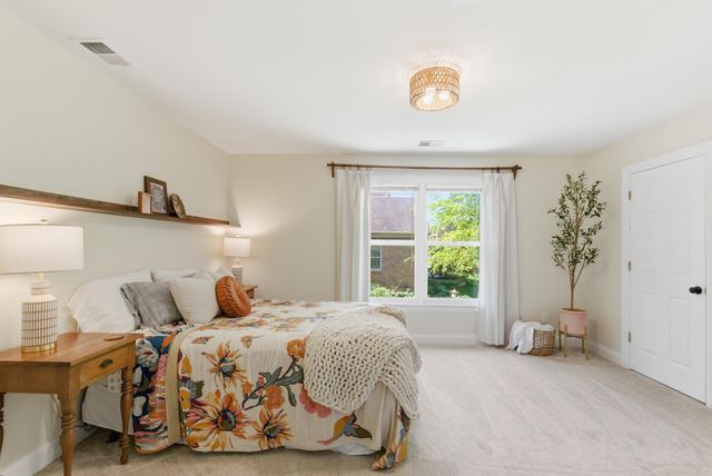 4132 John Alden Lane, Lexington, KY 40504