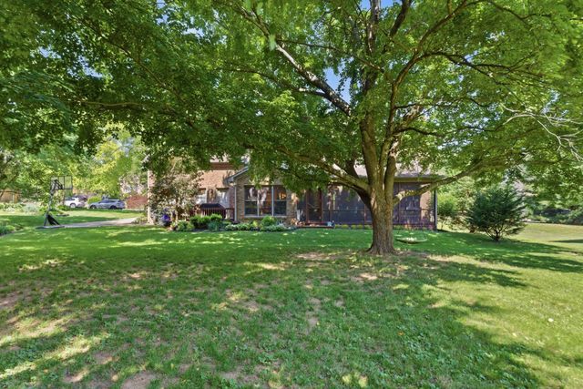 4132 John Alden Lane, Lexington, KY 40504