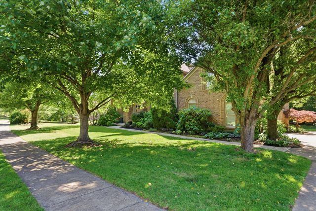 4132 John Alden Lane, Lexington, KY 40504