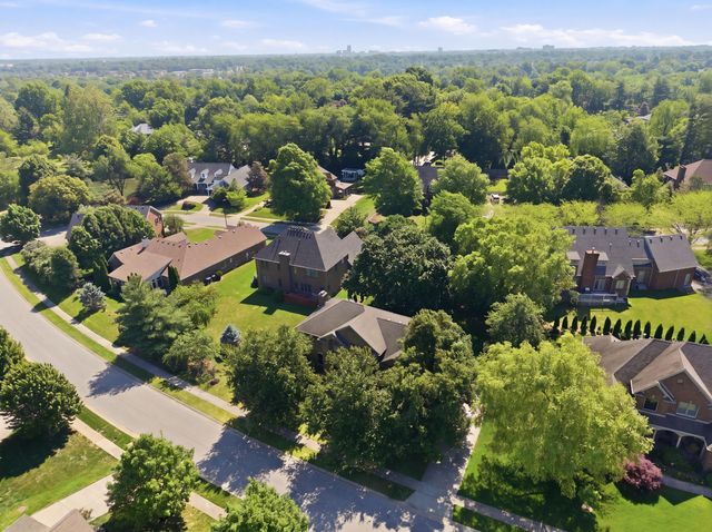 4132 John Alden Lane, Lexington, KY 40504