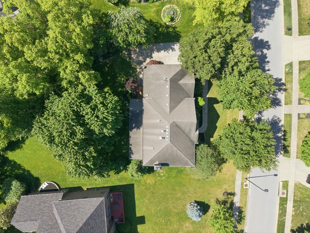 4132 John Alden Lane, Lexington, KY 40504