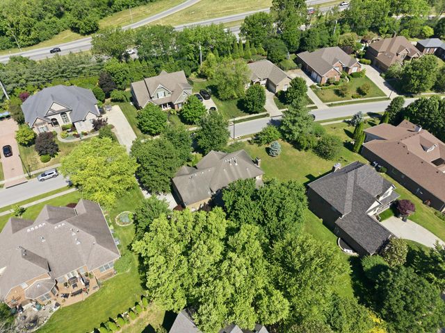4132 John Alden Lane, Lexington, KY 40504