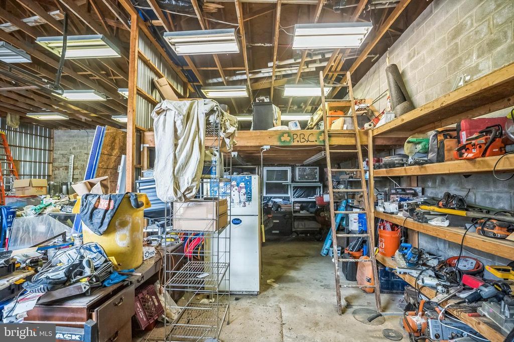 82-84 CHESTER PIKE, Darby, PA 19023
