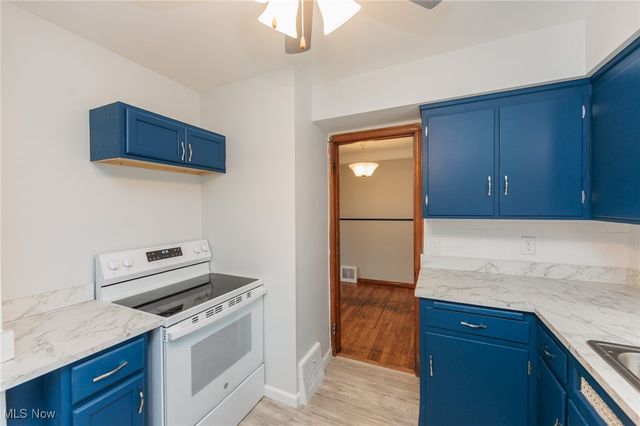 6130 Westminster Drive, Parma, OH 44129