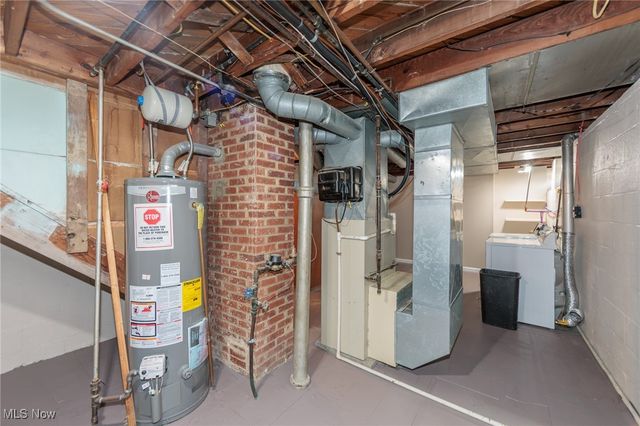 6130 Westminster Drive, Parma, OH 44129