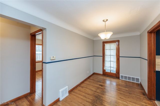 6130 Westminster Drive, Parma, OH 44129