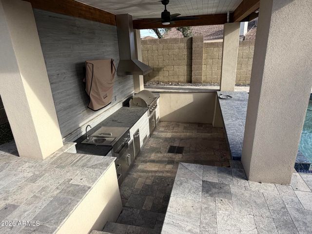 5022 E Salinas Street, Phoenix, AZ 85044