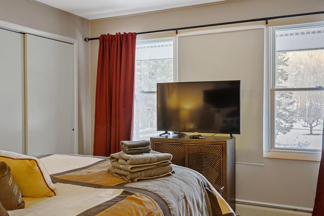 140 Valley Park D4, Killington, VT 05751