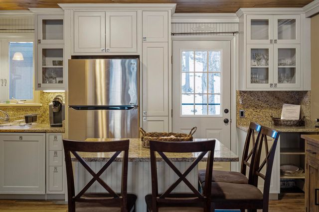 140 Valley Park D4, Killington, VT 05751