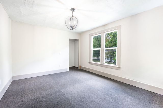1329 W North Street, Kalamazoo, MI 49006