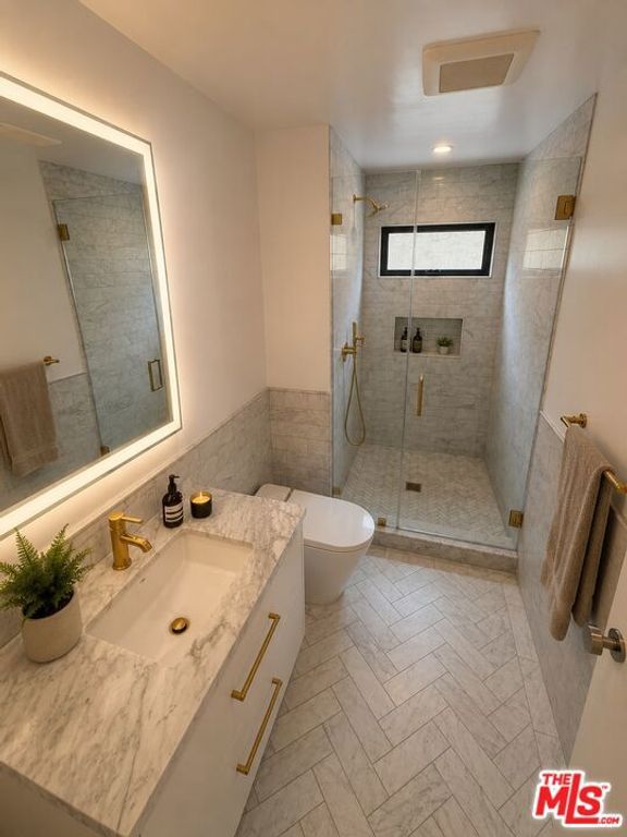 6467 Deep Dell Place, Los Angeles, CA 90068 — photo 2