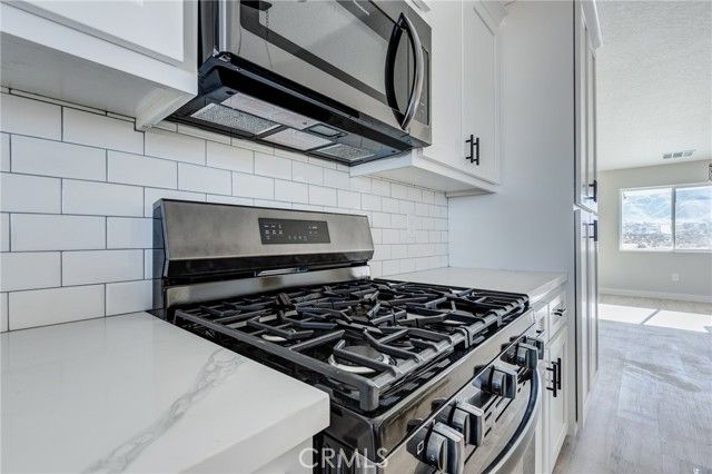 22520 Houston Street, Apple Valley, CA 92308