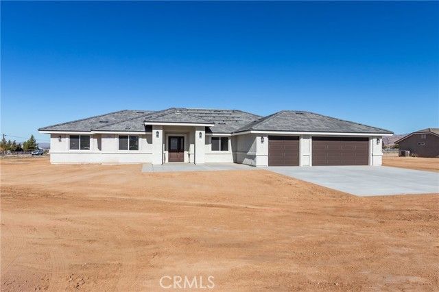 22520 Houston Street, Apple Valley, CA 92308