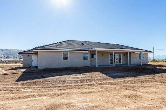 22520 Houston Street, Apple Valley, CA 92308
