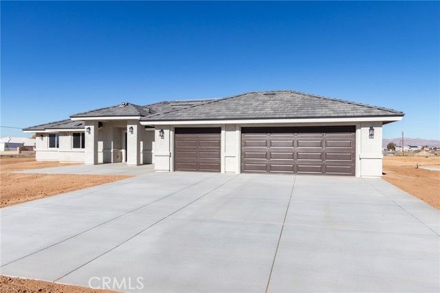 22520 Houston Street, Apple Valley, CA 92308