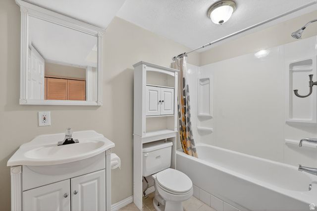 1479 W 1300 N, Farr West, UT 84404