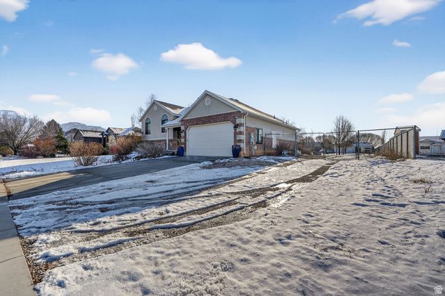 1479 W 1300 N, Farr West, UT 84404