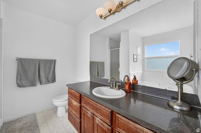 1479 W 1300 N, Farr West, UT 84404