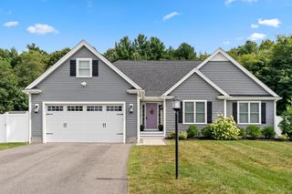 16 Wedge Drive, Lakeville, MA 02347